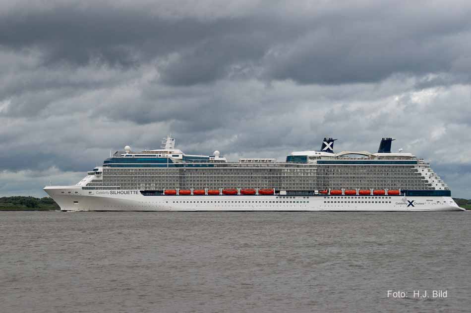 Schiffsverkehr auf der Nieder-Elbe