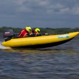 Foto vom Speedbootrennen auf der Elbe bei Stade